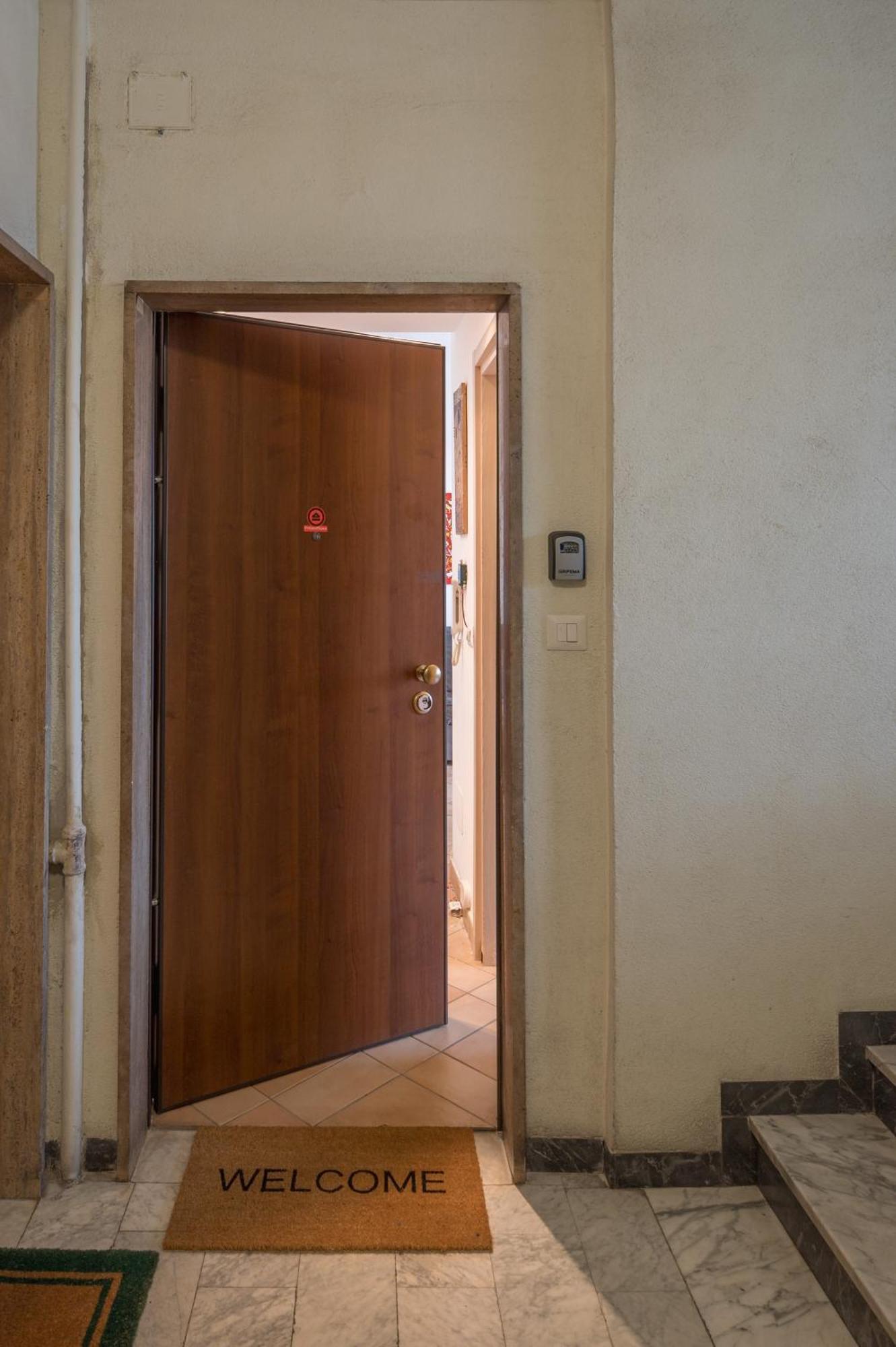 Apartament Primopiano - Palmanova Mediolan Zewnętrze zdjęcie